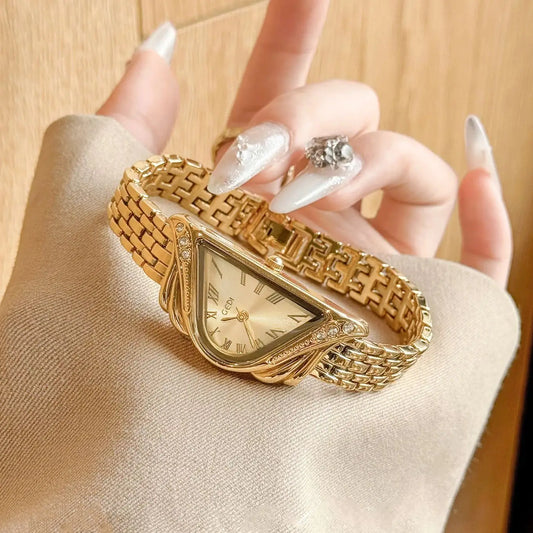 Asymmetric Retro Luxe Timepiece | Elegant 20mm Micro-Dial Bracelet Watch with Roman Numerals