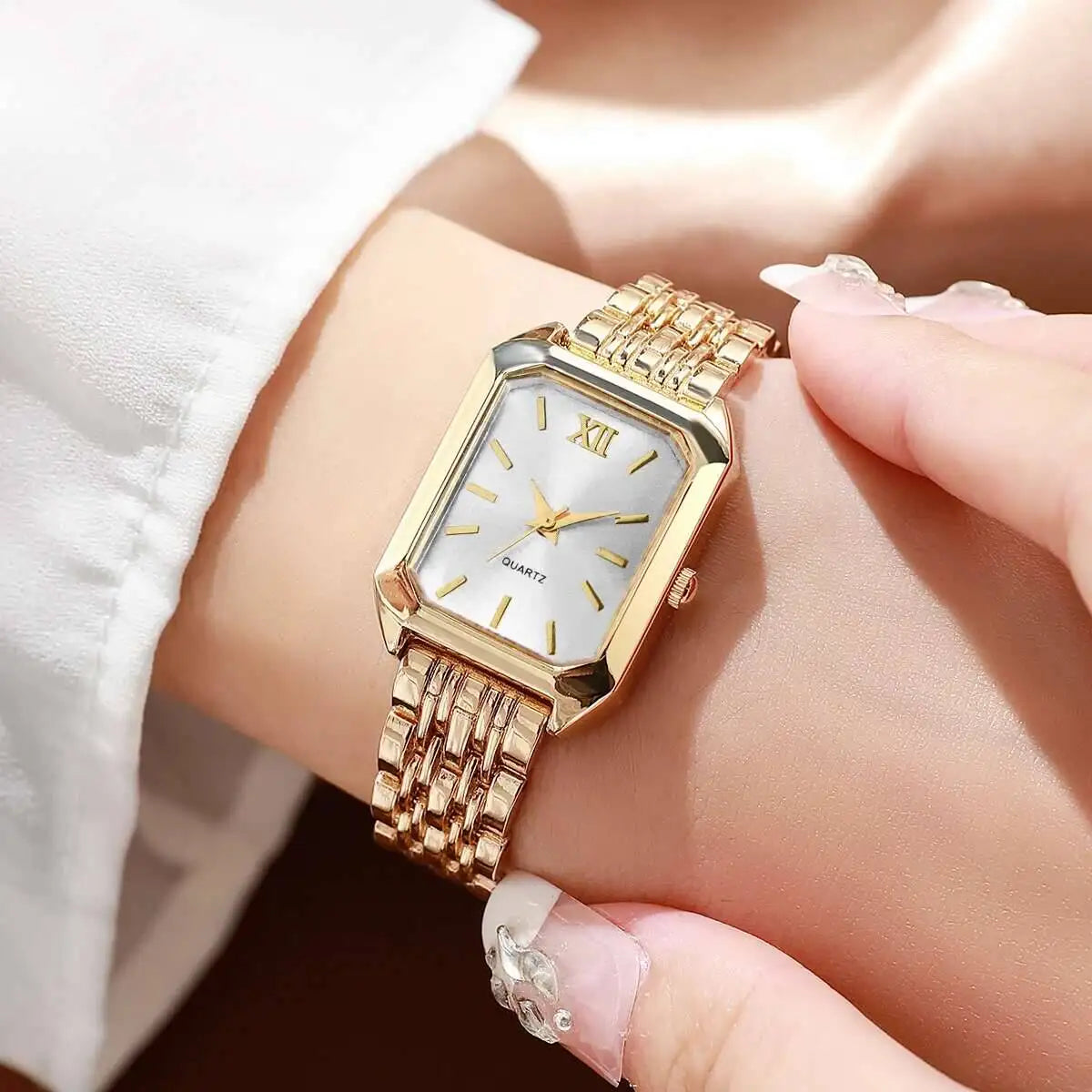 Vintage Rectangle Minimalist Watch | Elegant "Old Money" Gold-Tone Wristwatch