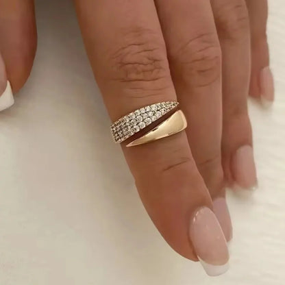 Sunburst Statement Ring | 18K Gold-Plated Natural Copal Inlay & Textured Hollow Band