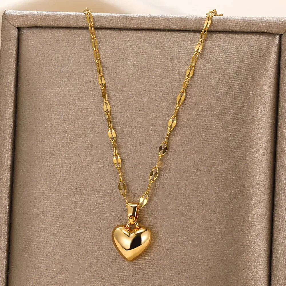 Modern Love Heart Pendant Necklace | Waterproof 316L Stainless Steel with Lip Chain