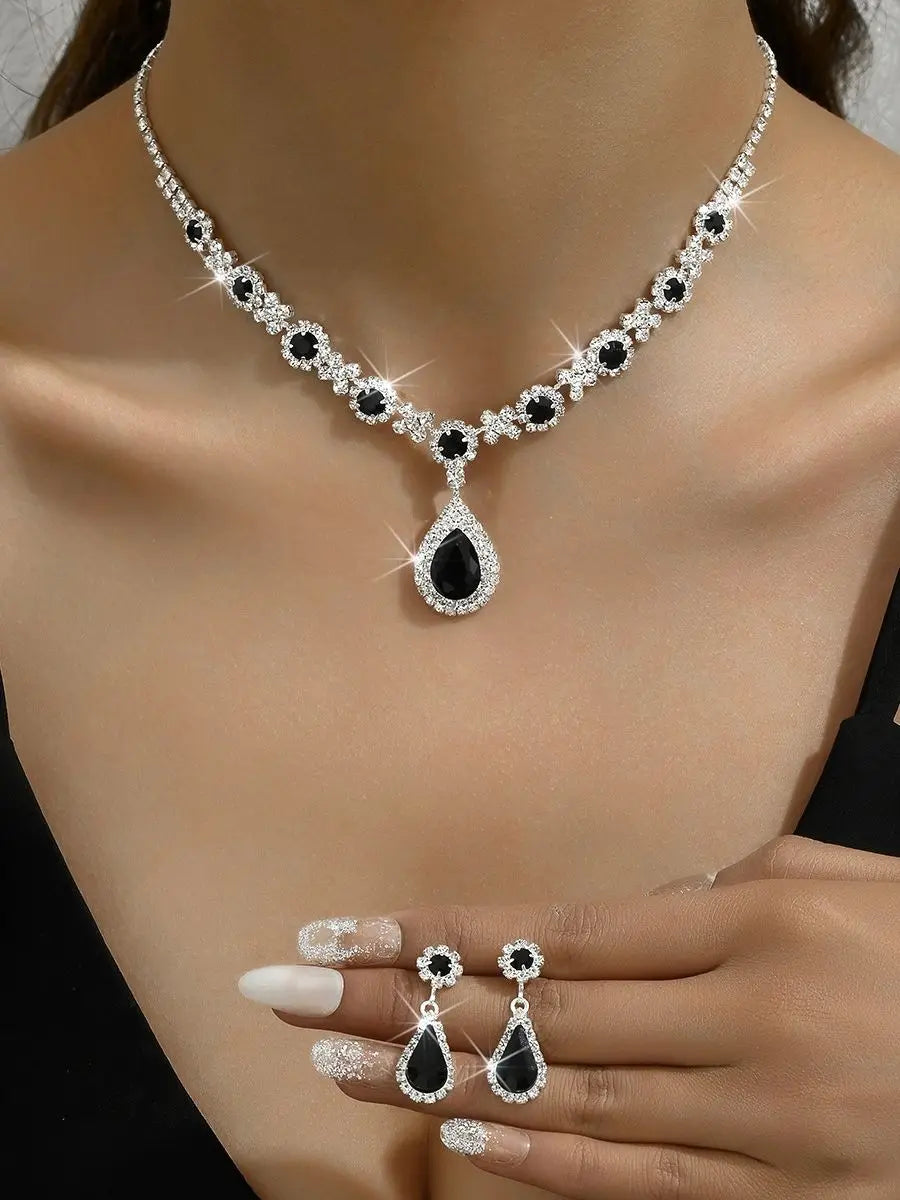 Crystal Droplet 3-Piece Wedding Set | Elegant Teardrop Necklace & Earrings for Evening Glamour
