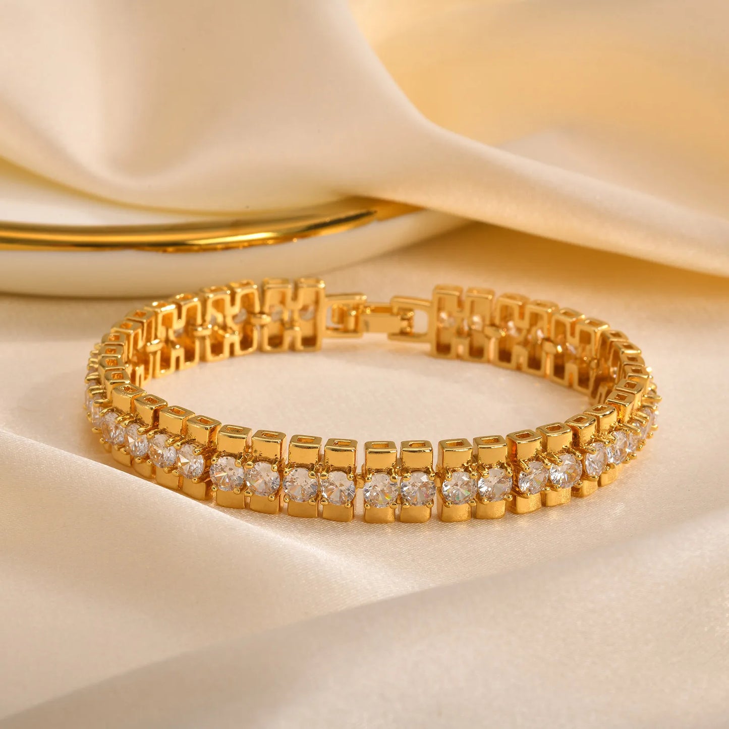 Chunky Paperclip Chain Bracelet | 14K Gold-Plated Cubic Zirconia Stackable Link Bracelet for Women