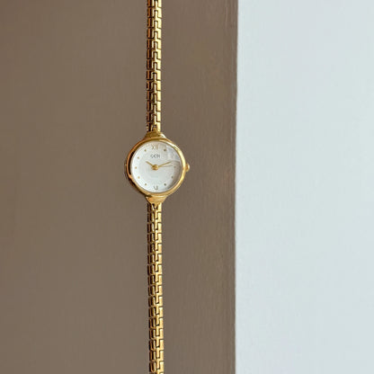 Retro Micro-Watch | Ultra-Slim 5mm Stainless Steel Bracelet with Roman Numerals