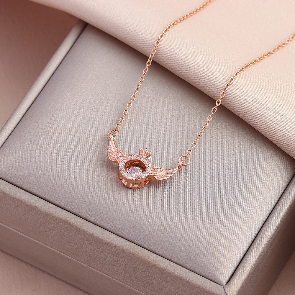Romantic "Beating Heart" Pendant | Waterproof 316L Stainless Steel Gold Clavicle Chain
