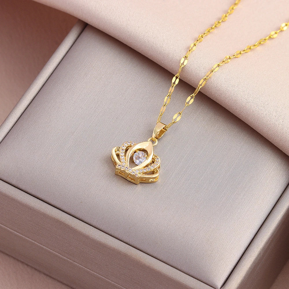 Romantic "Beating Heart" Pendant | Waterproof 316L Stainless Steel Gold Clavicle Chain