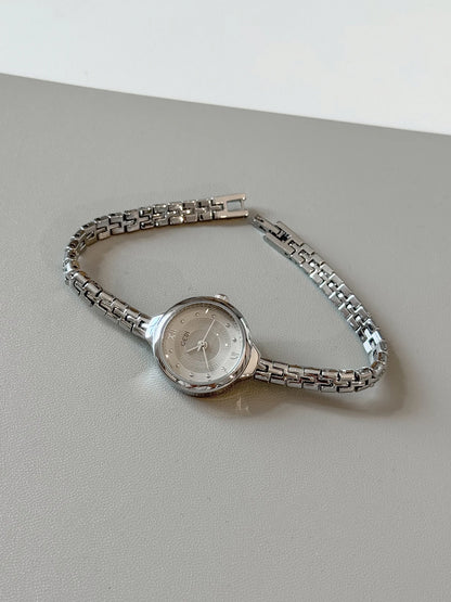 Retro Micro-Watch | Ultra-Slim 5mm Stainless Steel Bracelet with Roman Numerals