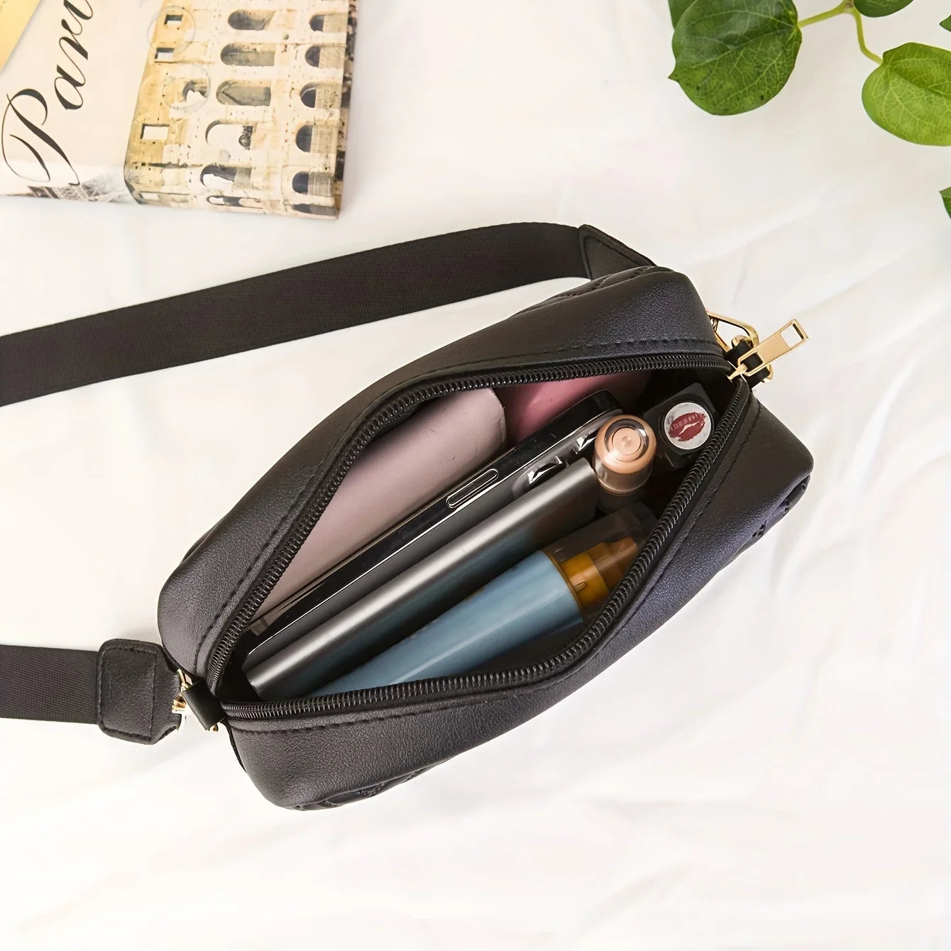 Quilted Minimalist Mini Crossbody | Trendy 2-in-1 Phone Wallet & Chic Geometric Shoulder Bag