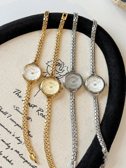 Retro Micro-Watch | Ultra-Slim 5mm Stainless Steel Bracelet with Roman Numerals